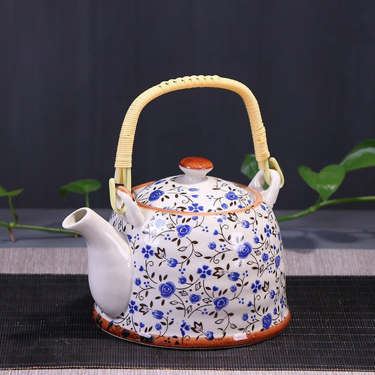 Delicate Porcelain Teapot - A Tribute to Refined Japanese Traditions