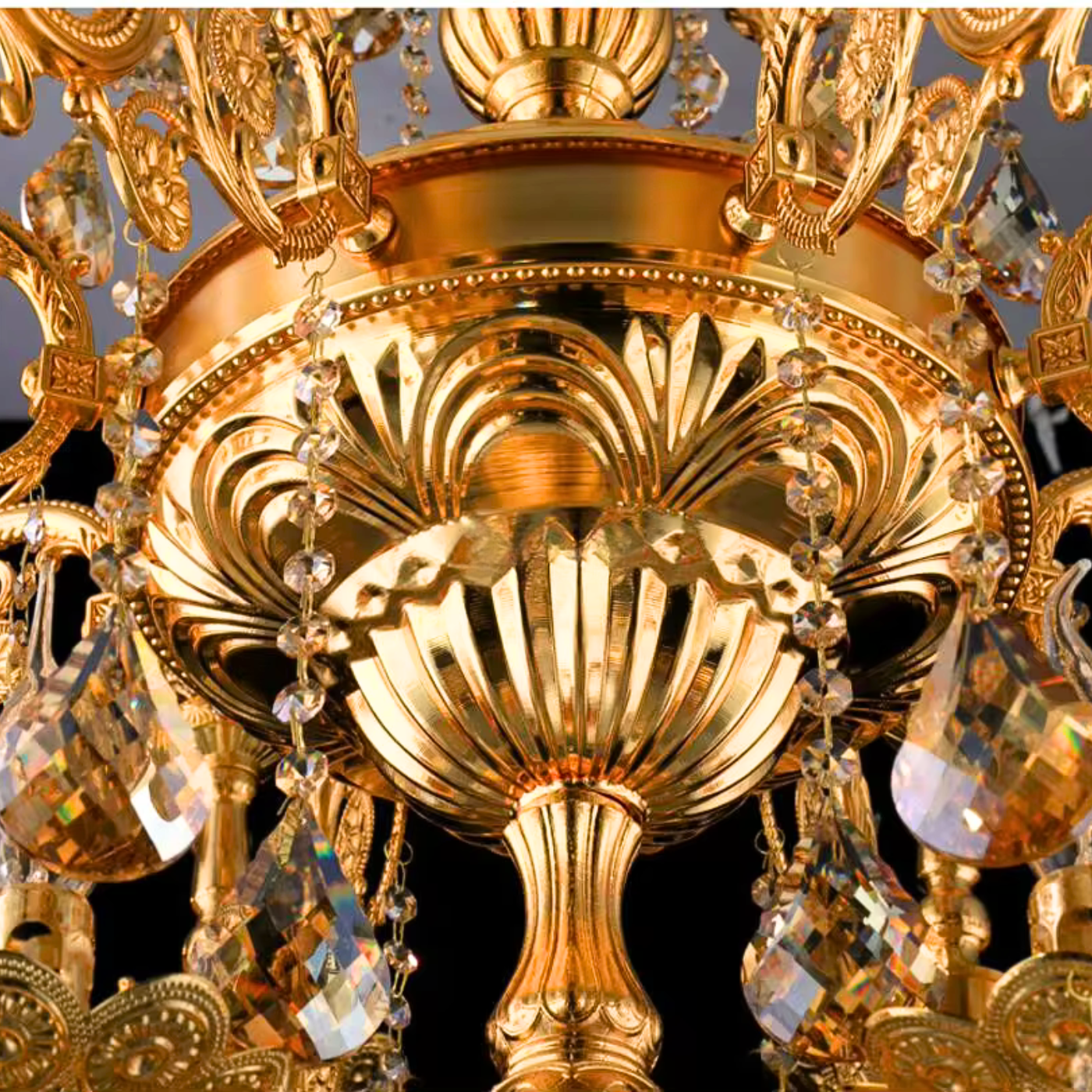 **Golden Way Chandelier – Exceptional Quality and Elegant Design**https://admin.shopify.com/store/6e4f14-68/products?selectedView=all