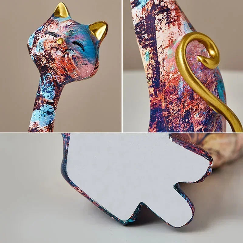 Artisan Graffiti Lovers Cat Figurines