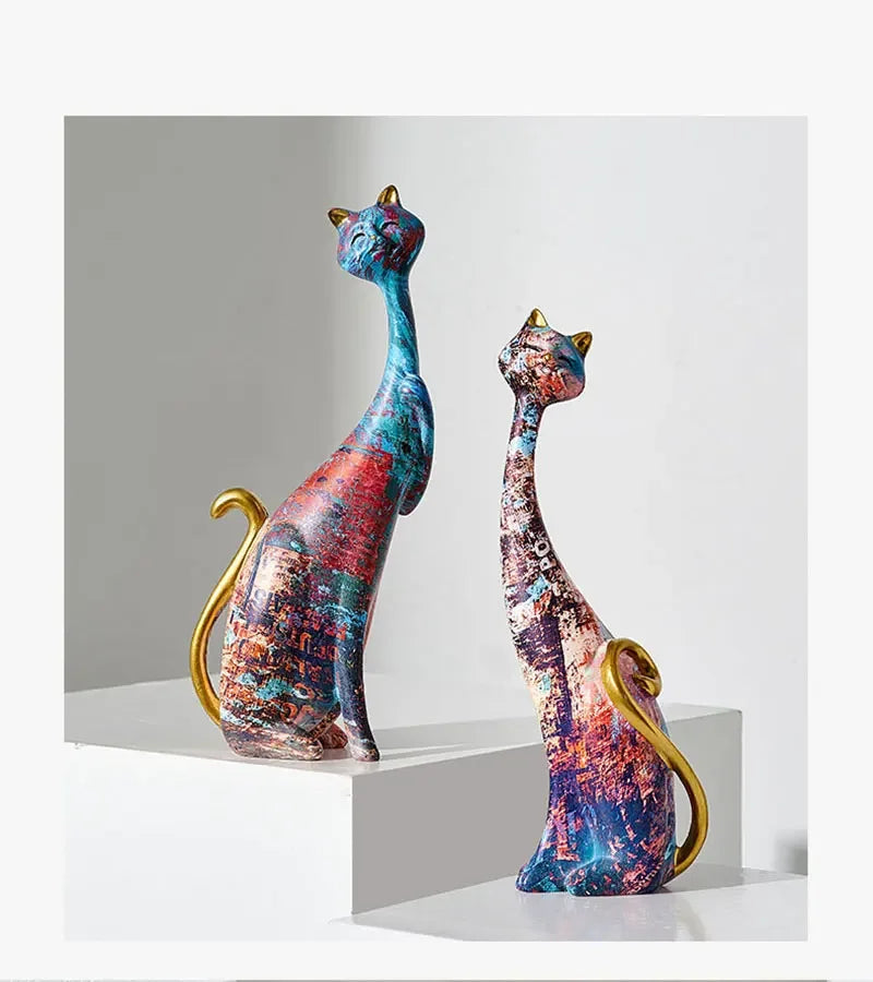 Artisan Graffiti Lovers Cat Figurines