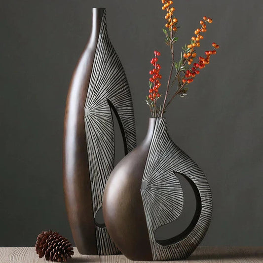 The Lisa Vase - Nordic Artistry