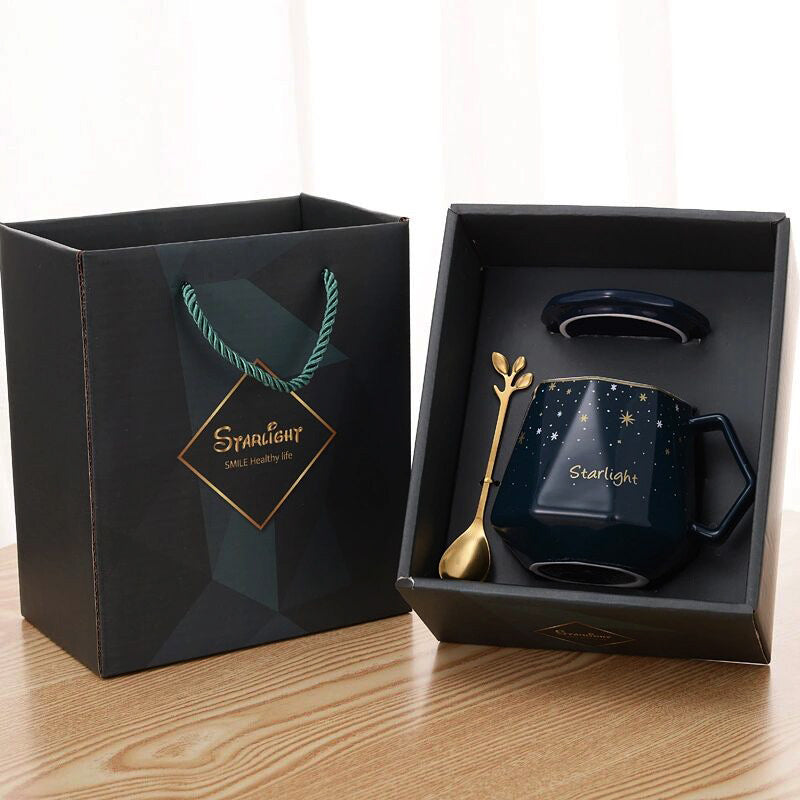 Attractive Ceramic Mug Gift Set with Lid and Spoon – Ready for Gifting