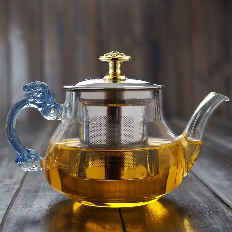 Ornate Borosilicate Teapot with Infuser - A Stunning Centrepiece for Any Table